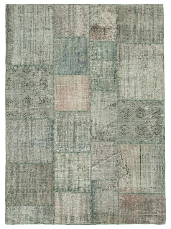 5' 9'' x 7' 11'' Hand-Knotted Turkish Patchwork Rug