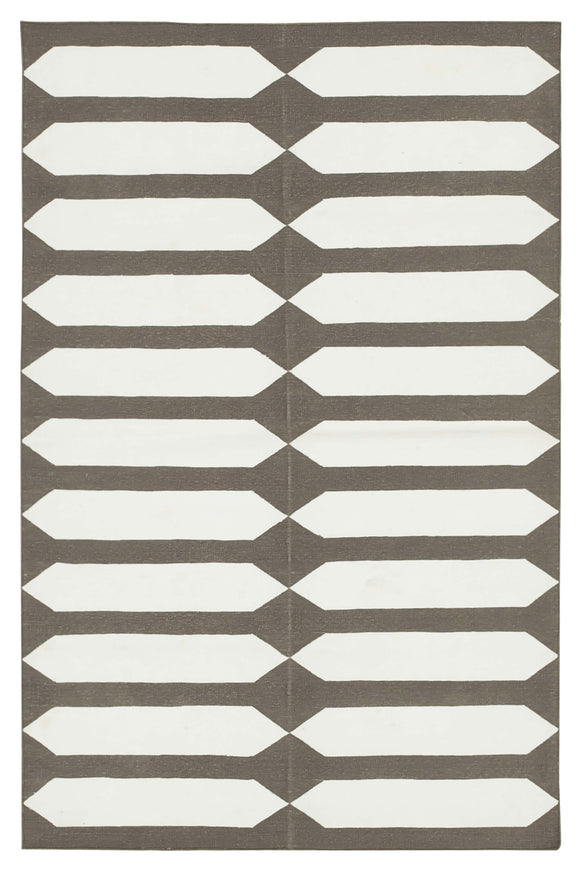 3' 7'' x 5' 6'' Flatweave Dhurrie Rug