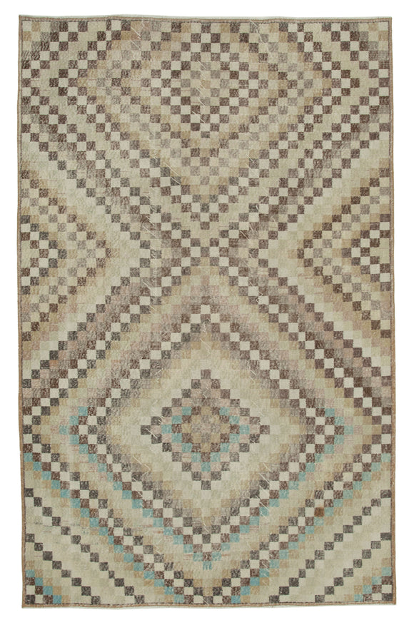 5' 8'' x 8' 10'' Hand-Knotted Turkish Boho Rug