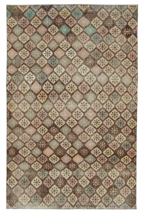 5' 10'' x 9' 2'' Hand-Knotted Turkish Boho Rug