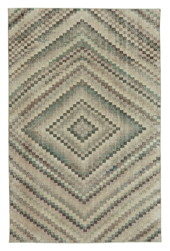 6' 5'' x 9' 10'' Hand-Knotted Turkish Boho Rug