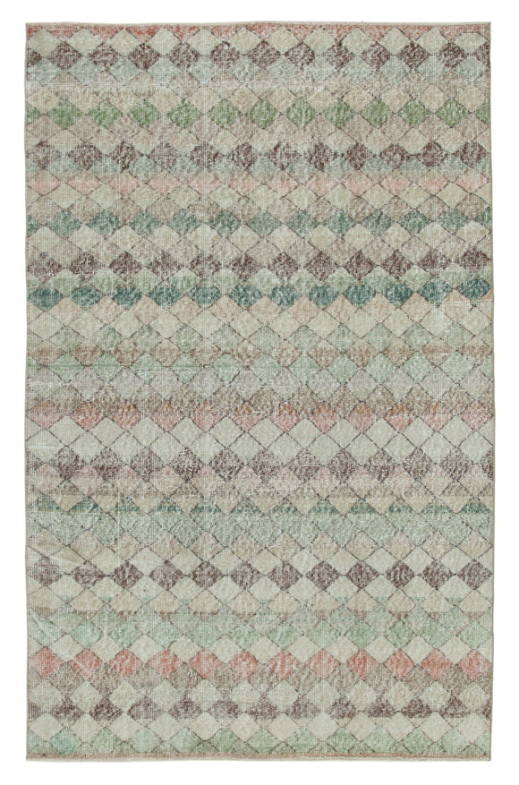 4' 7'' x 7' 2'' Hand-Knotted Turkish Boho Rug