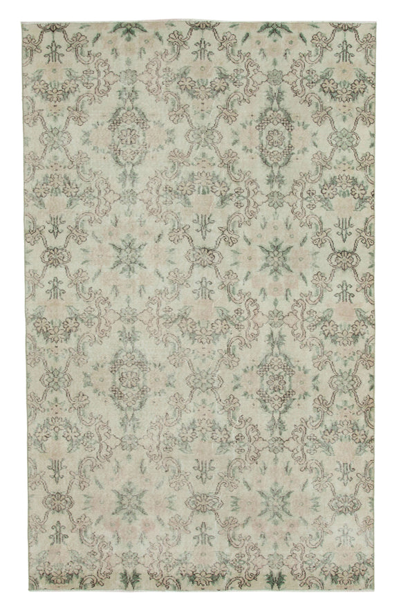 5' 8'' x 9' Hand-Knotted Turkish Boho Rug