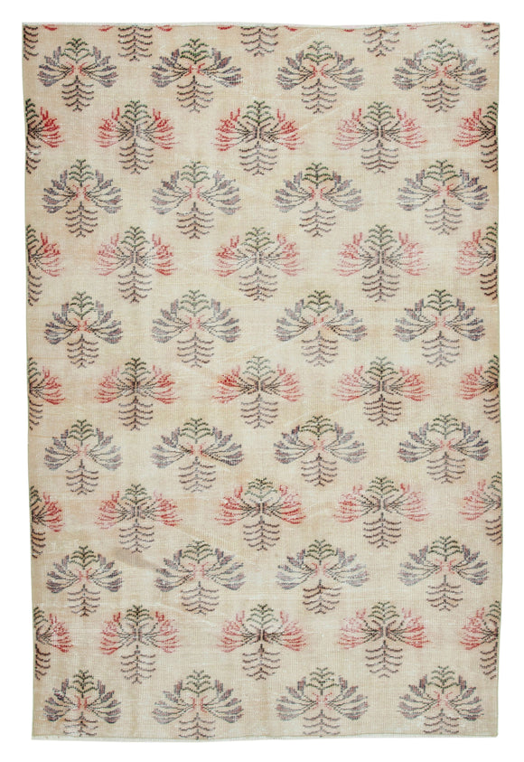 5' 8'' x 8' 6'' Hand-Knotted Turkish Boho Rug