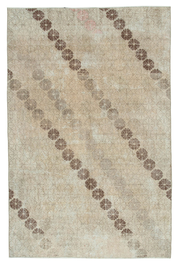 5' 5'' x 8' 4'' Hand-Knotted Turkish Boho Rug
