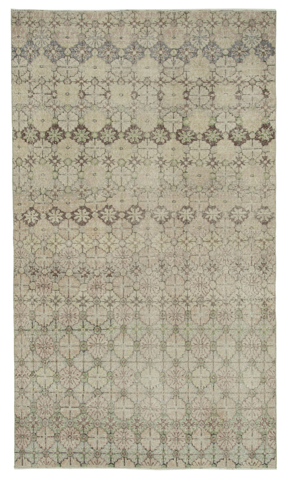 5' 4'' x 9' 5'' Hand-Knotted Turkish Boho Rug