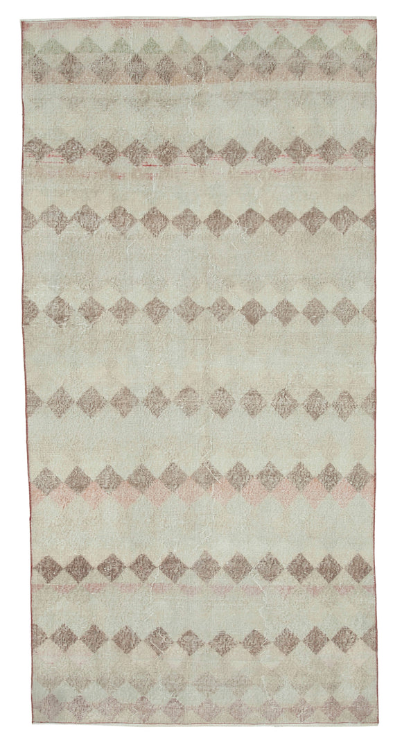 4' 4'' x 8' 11'' Hand-Knotted Turkish Boho Rug