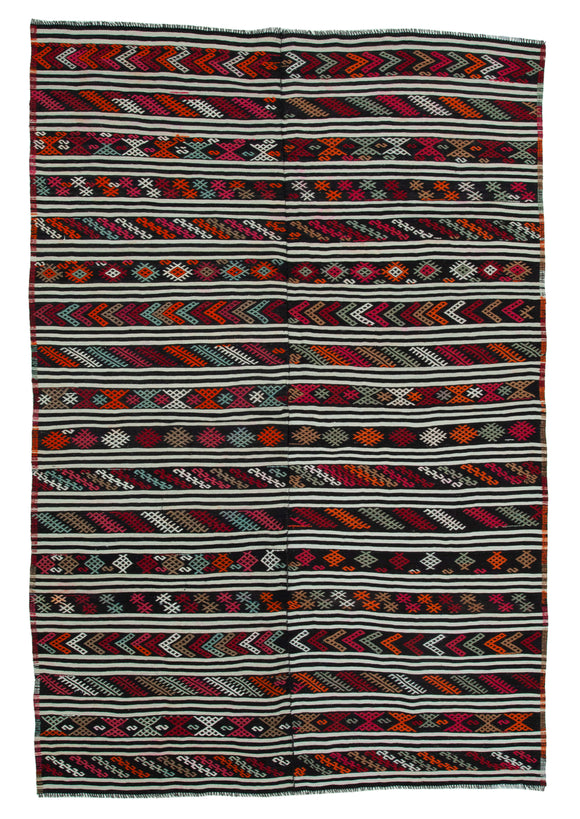 6' 4'' x 9' 7'' Turkish Vintage Kilim Rug