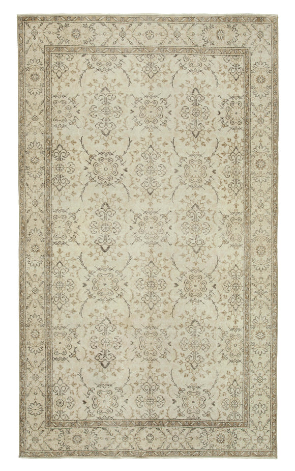 5' 6'' x 9' 3'' Handmade Turkish Vintage Rug