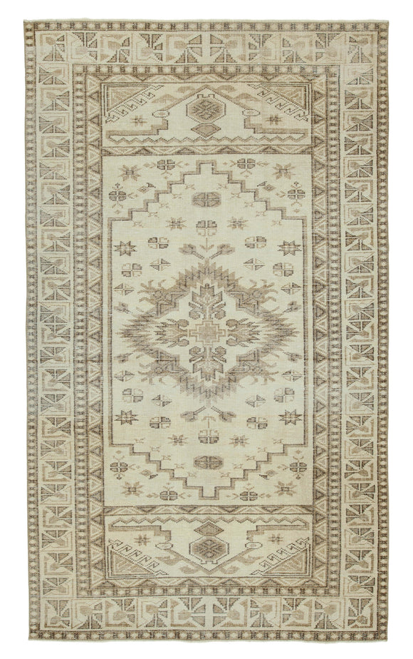 5' 3'' x 8' 11'' Handmade Turkish Vintage Rug
