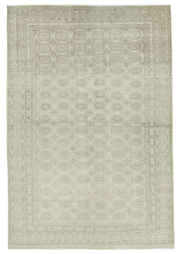 6' 5'' x 9' 6'' Turkish Vintage Hand-Knotted Rug