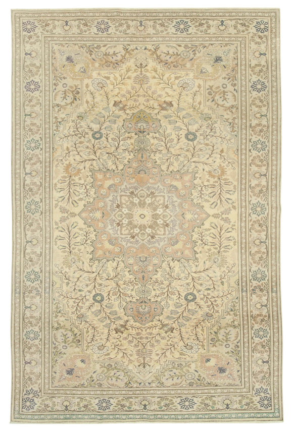 6' 4'' x 10' Turkish Vintage Hand-Knotted Rug