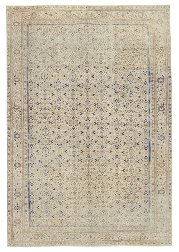 6' 3'' x 8' 8'' Turkish Vintage Hand-Knotted Rug