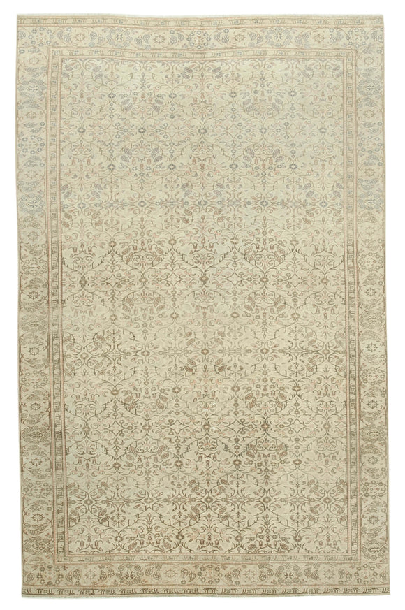 6' x 9' 5'' Turkish Vintage Hand-Knotted Rug