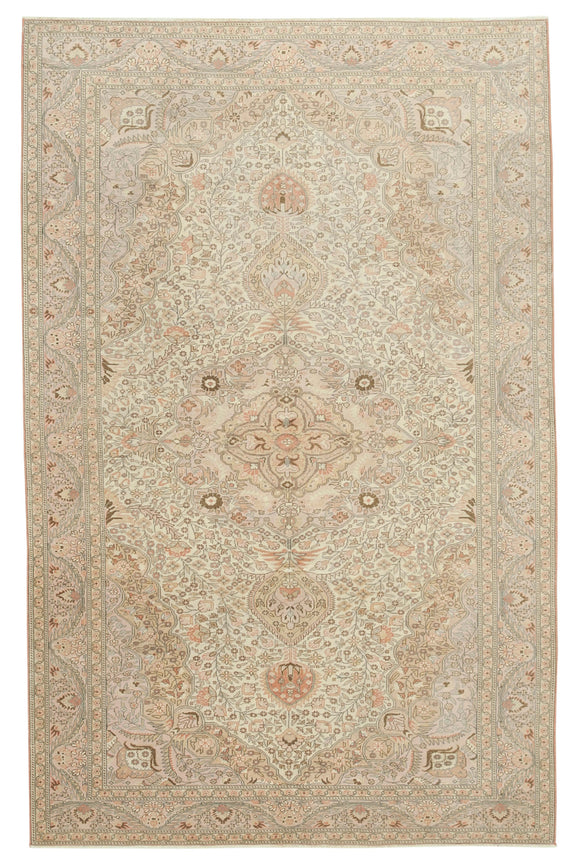 6' 7'' x 10' 5'' Turkish Vintage Hand-Knotted Rug