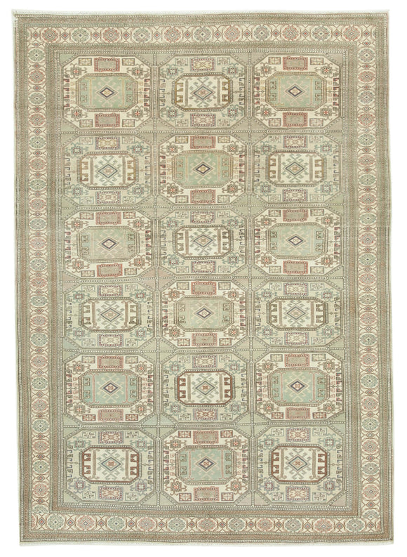 6' 6'' x 9' 4'' Turkish Vintage Hand-Knotted Rug