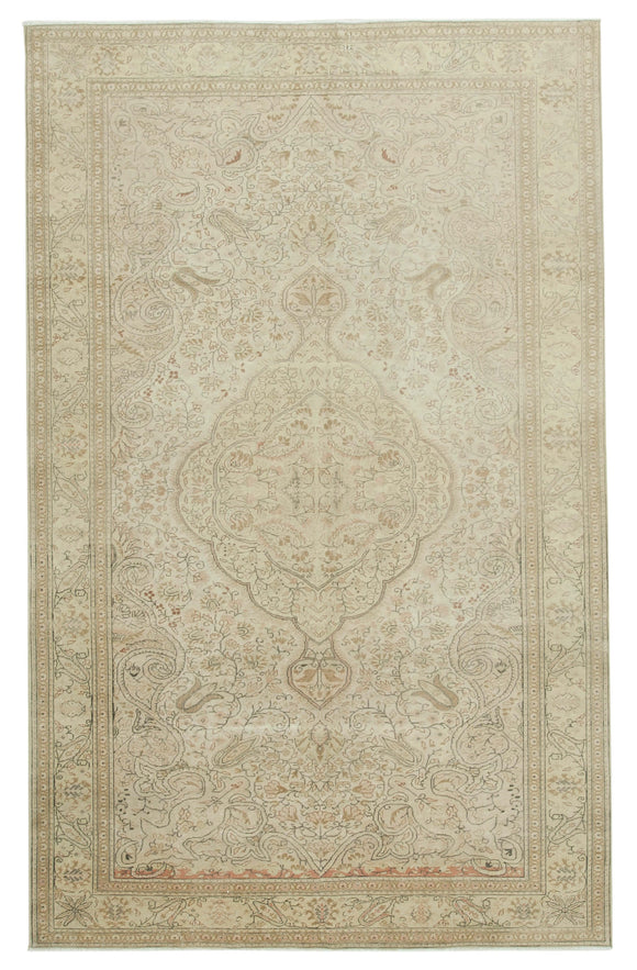 6' 8'' x 10' 8'' Turkish Vintage Hand-Knotted Rug