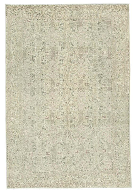 6' 5'' x 9' 9'' Turkish Vintage Hand-Knotted Rug