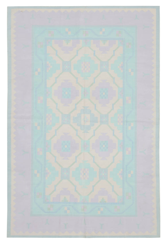 5' 10'' x 8' 11'' Flatweave Dhurrie Rug