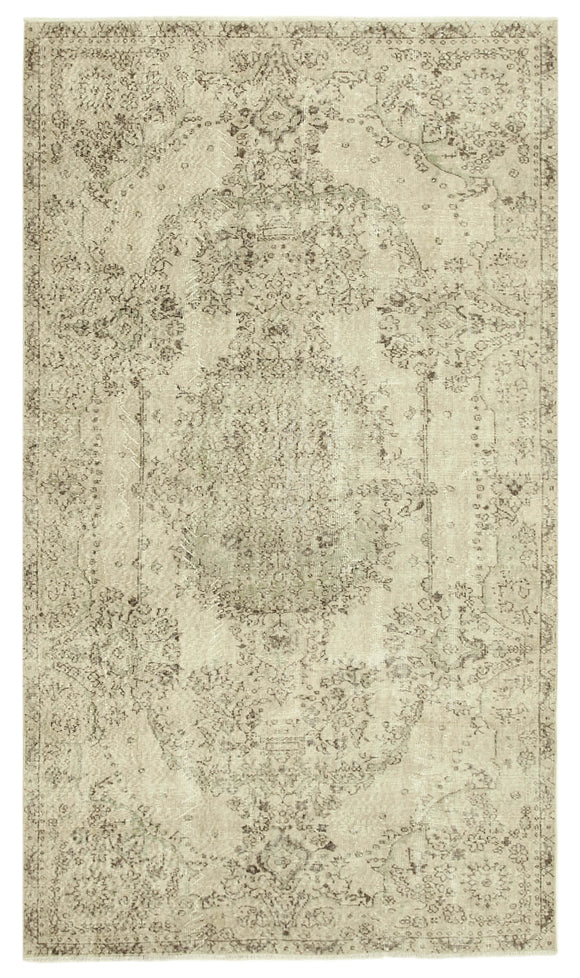 5' 4'' x 9' 3'' Handmade Turkish Vintage Rug