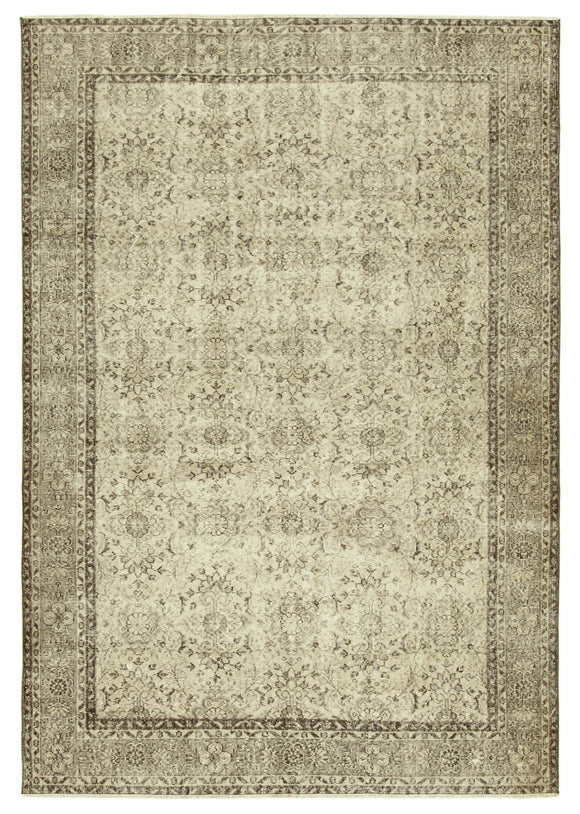 6' 10'' x 9' 11'' Hand-Knotted Turkish Vintage Rug