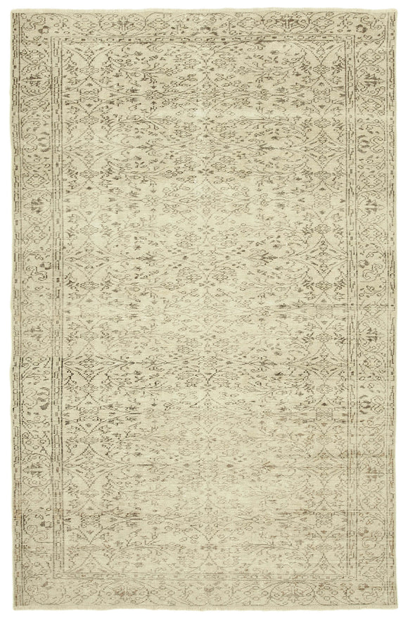 6' 3'' x 9' 8'' Hand-Knotted Turkish Vintage Rug