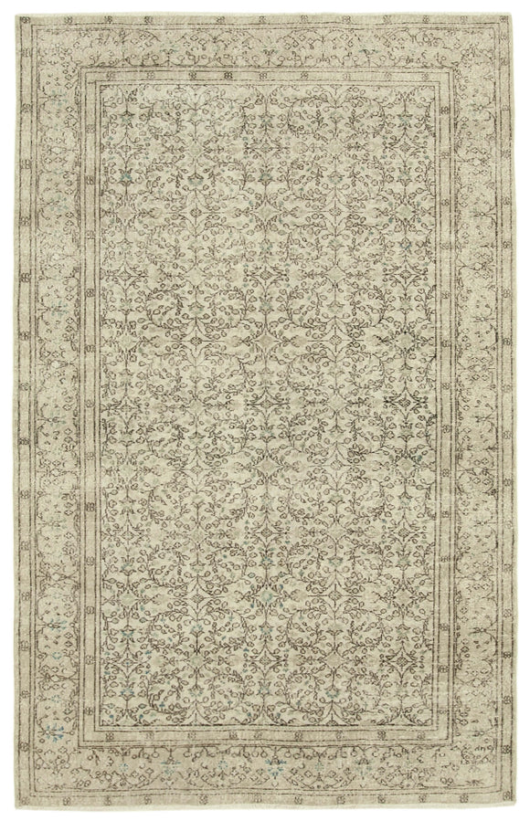 6' 4'' x 10' 3'' Hand-Knotted Turkish Vintage Rug