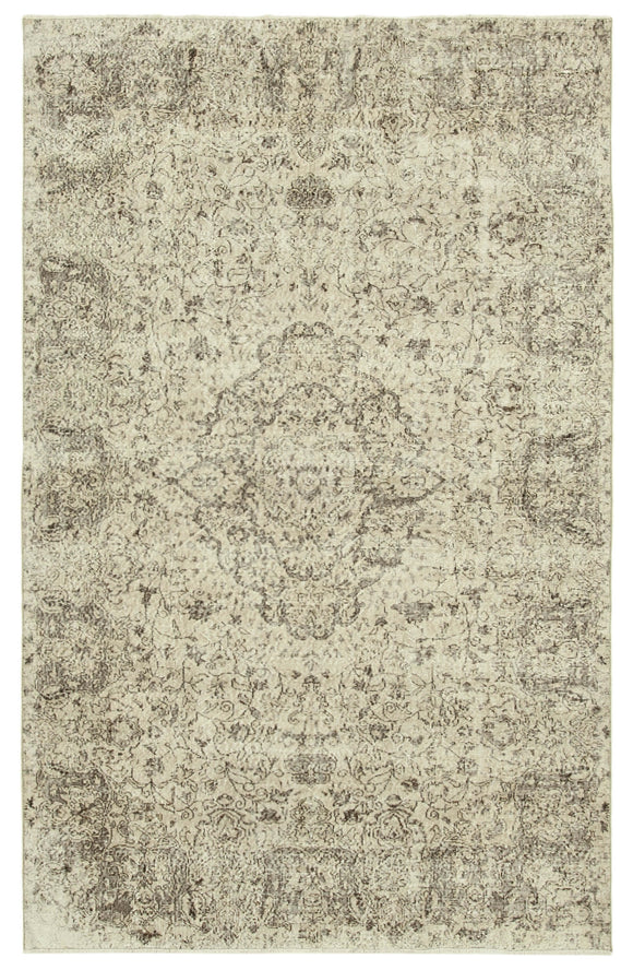 6' 6'' x 10' 4'' Hand-Knotted Turkish Vintage Rug