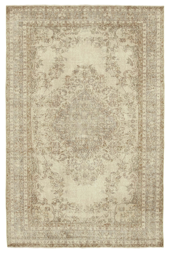 6' 4'' x 9' 10'' Hand-Knotted Turkish Vintage Rug