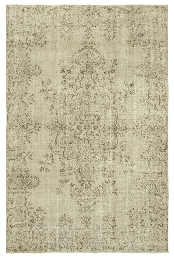 6' 7'' x 10' 1'' Hand-Knotted Turkish Vintage Rug