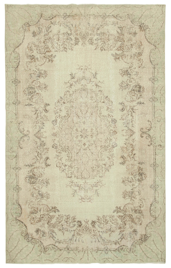 6' 5'' x 9' 11'' Hand-Knotted Turkish Vintage Rug