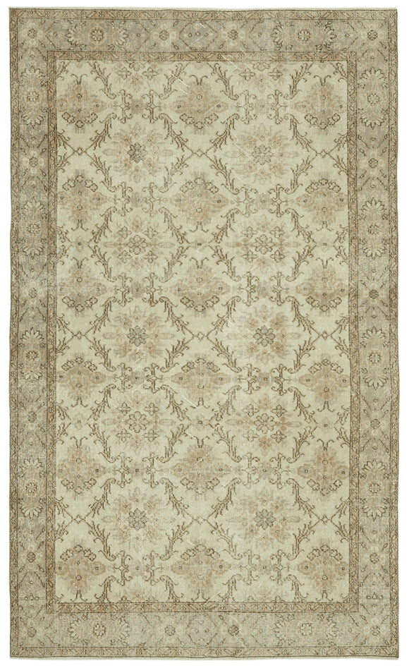 5' 7'' x 9' 2'' Hand-Knotted Turkish Vintage Rug