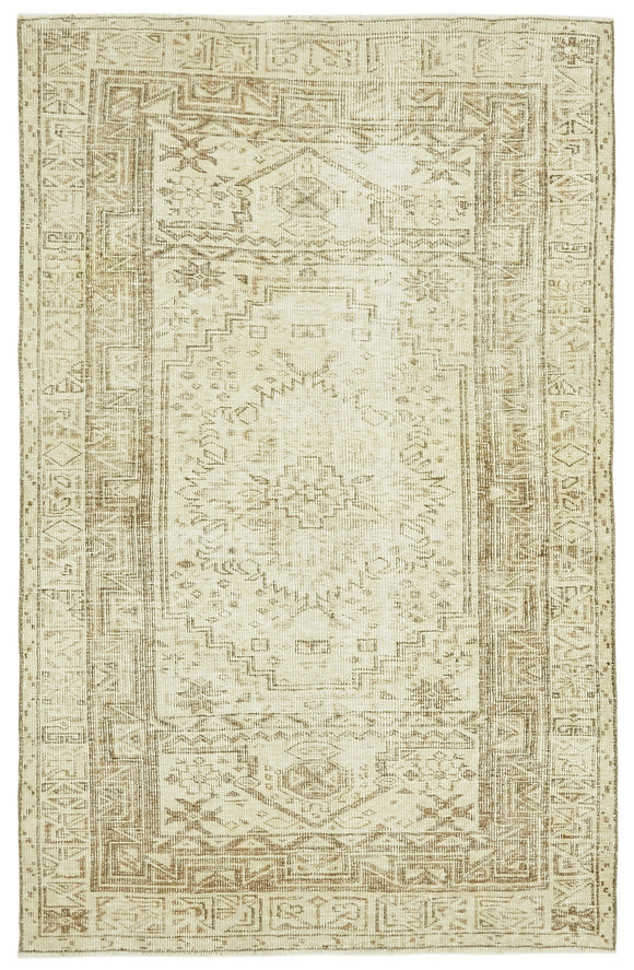 5' 3'' x 8' 2'' Distressed Vintage Rug
