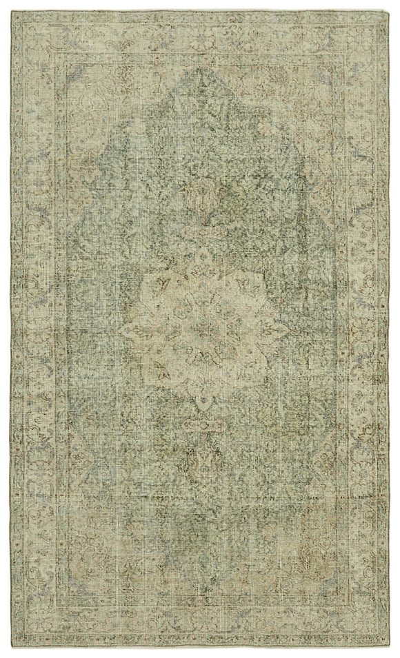 5' 4'' x 8' 8'' Hand-Knotted Vintage Rug