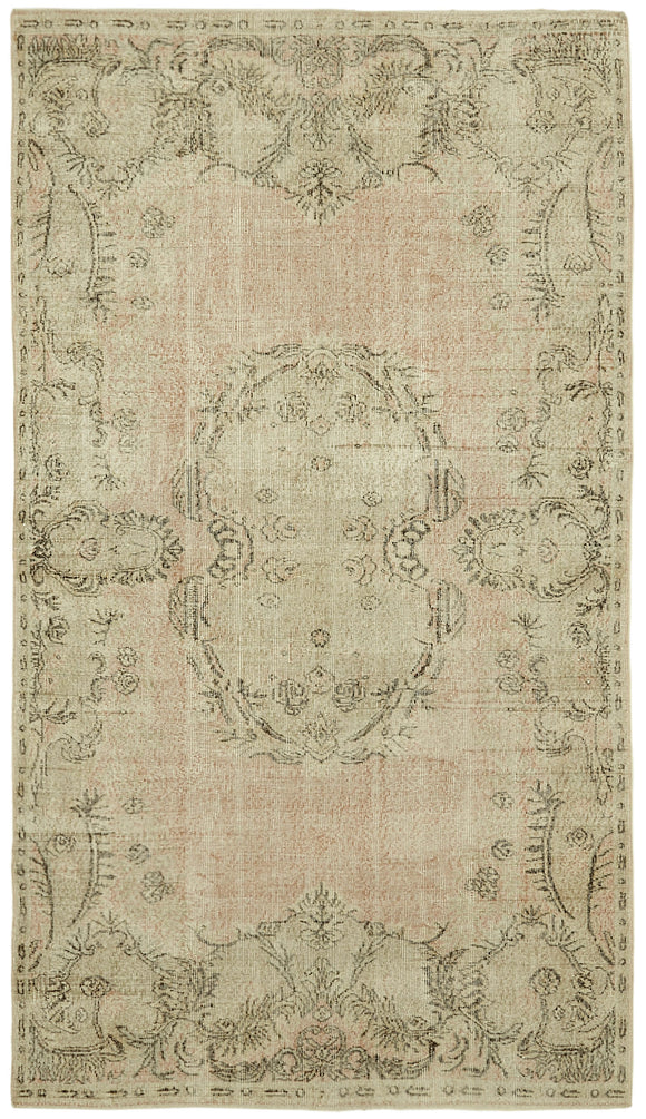 5' 5'' x 9' 5'' Distressed Vintage Rug