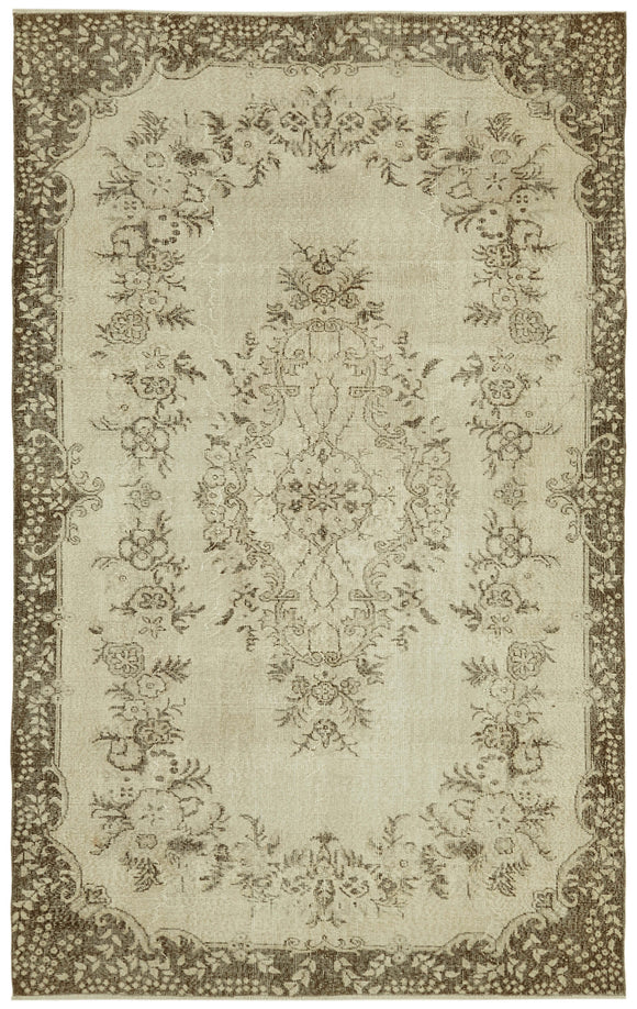 6' x 9' 7'' Distressed Vintage Rug