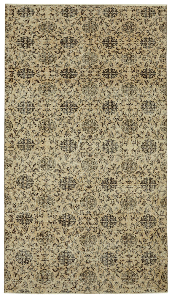 5' x 8' 8'' Vintage Hand-Knotted Rug
