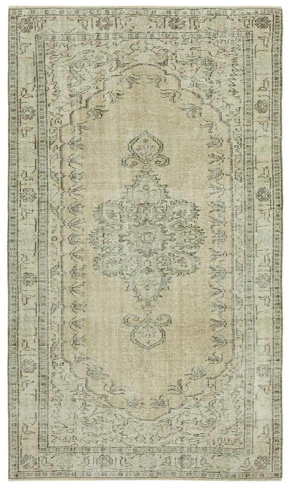 5' x 8' 4'' Vintage Hand-Knotted Rug
