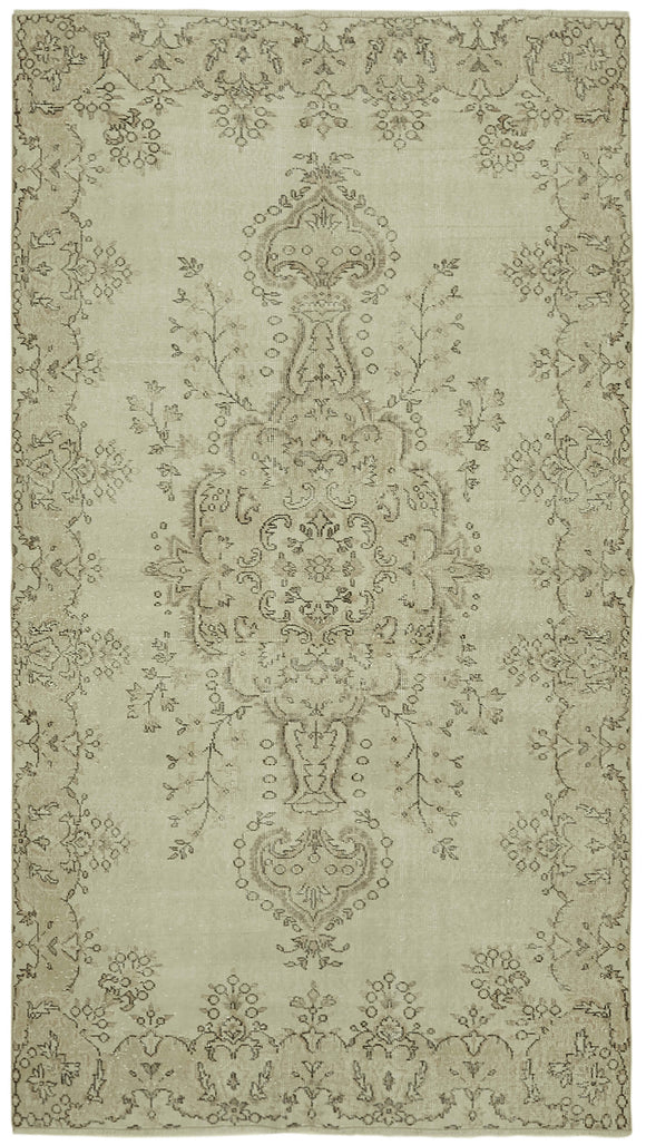 5' 5'' x 9' 8'' Turkish Distressed Rug