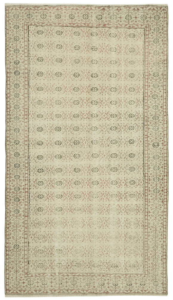 5' 2'' x 8' 11'' Hand-Knotted Vintage Rug