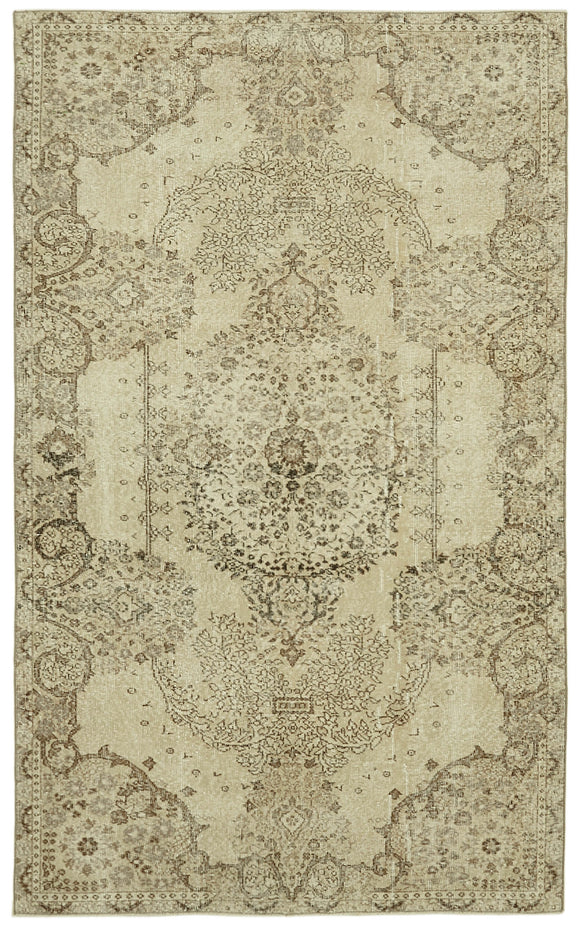 5' 3'' x 8' 6'' Hand-Knotted Vintage Rug