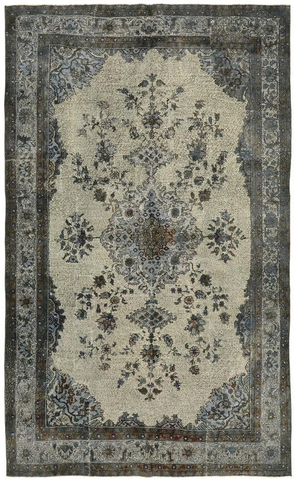 6' 8'' x 10' 8'' Turkish Hand Carved Rug