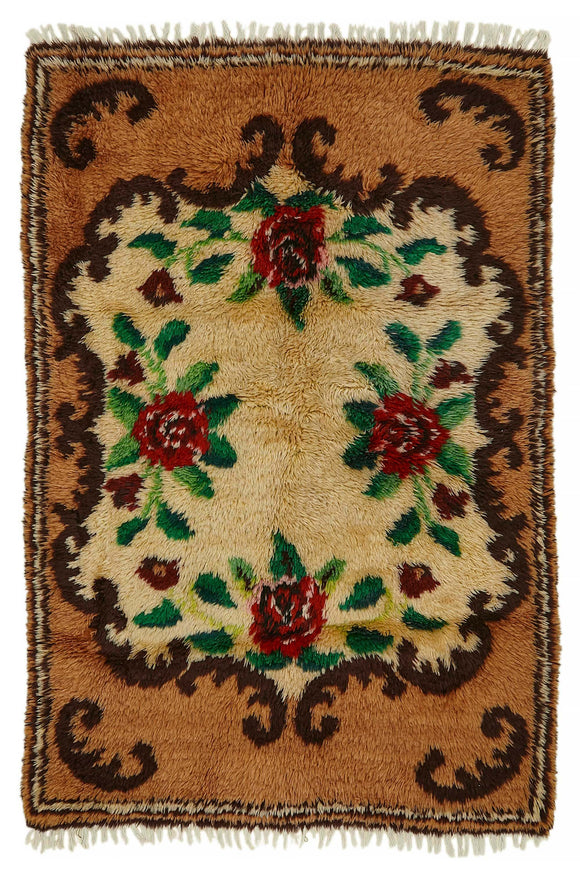 4' 5'' x 6' 7'' Vintage Tulu Rug