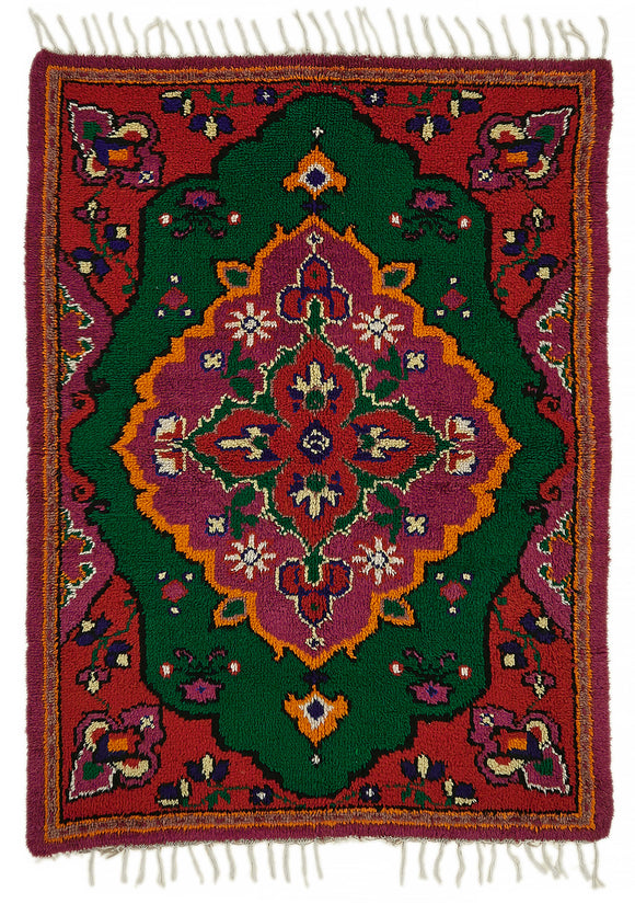 5' 4'' x 7' 3'' Vintage Tulu Rug