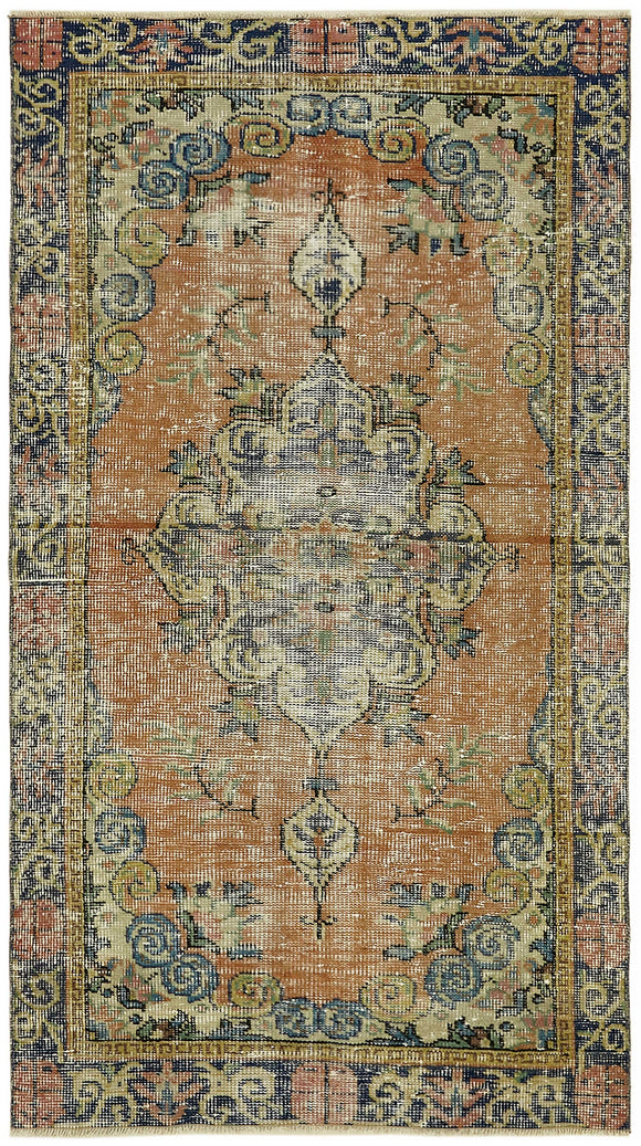 3' 4'' x 5' 11'' Hand-Knotted Vintage Rug