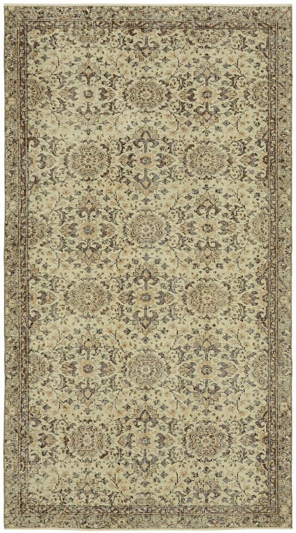 4' 3'' x 7' 8'' Hand-Knotted Vintage Rug