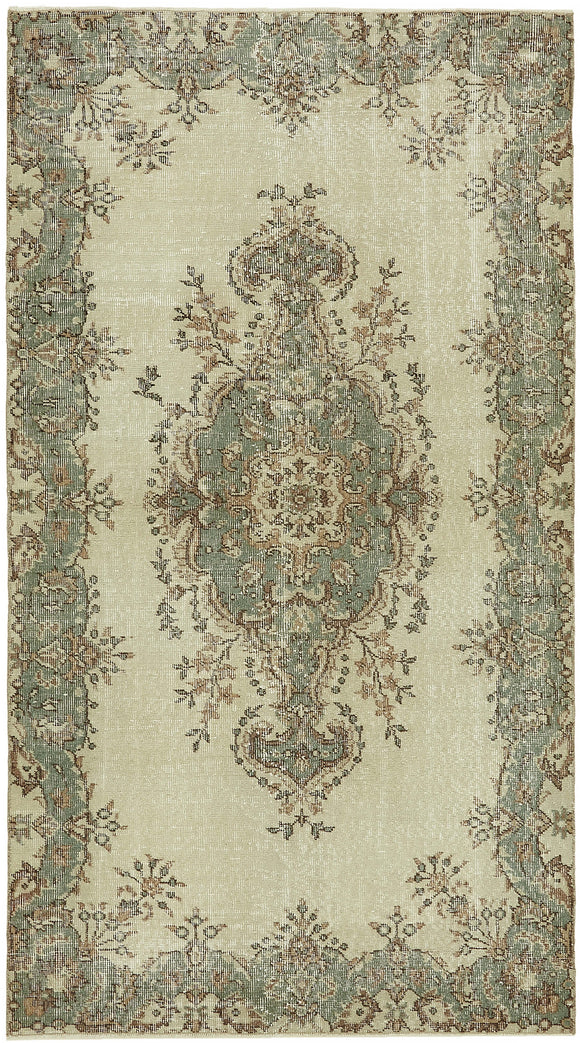 3' 9'' x 6' 9'' Hand-Knotted Vintage Rug
