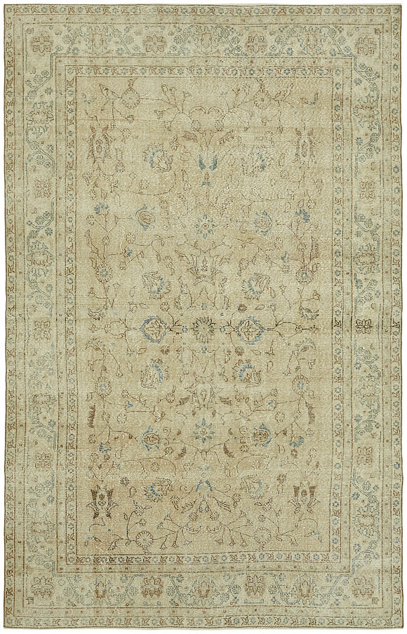 6' 5'' x 9' 10'' Hand-Knotted Turkish Vintage Rug