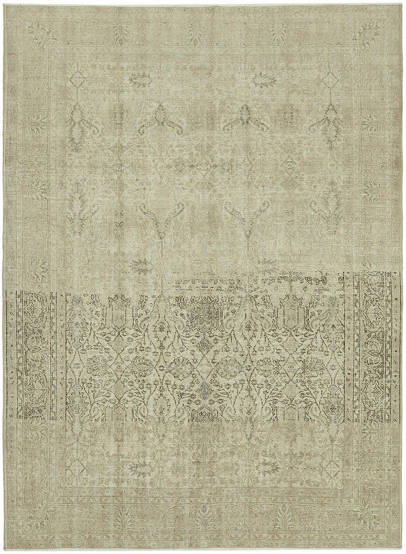 7' 1'' x 9' 5'' Hand-Knotted Turkish Vintage Rug