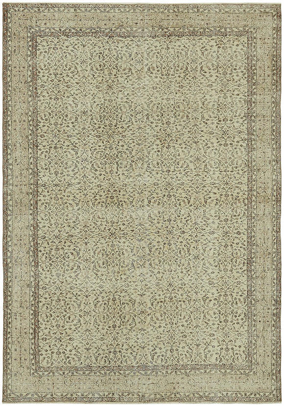 6' 11'' x 9' 8'' Hand-Knotted Turkish Vintage Rug